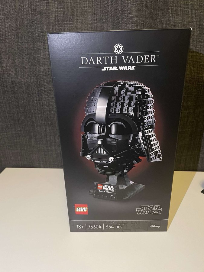 LEGO Star Wars Darth Vader 75304