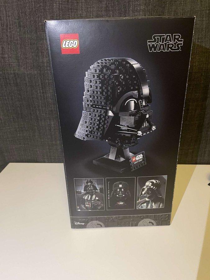 LEGO Star Wars Darth Vader 75304