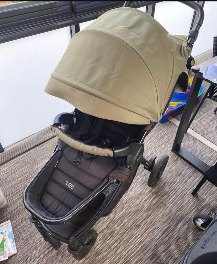 Britax B-Motion 4 Plus barnvagn