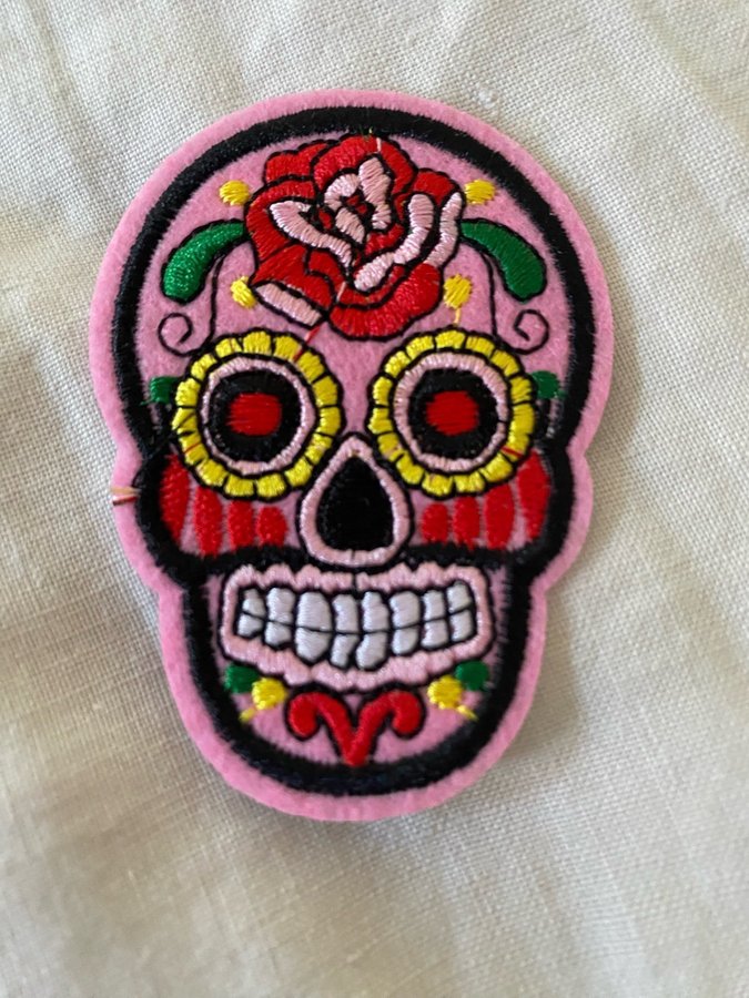 Patches tygmärke skull candyskull