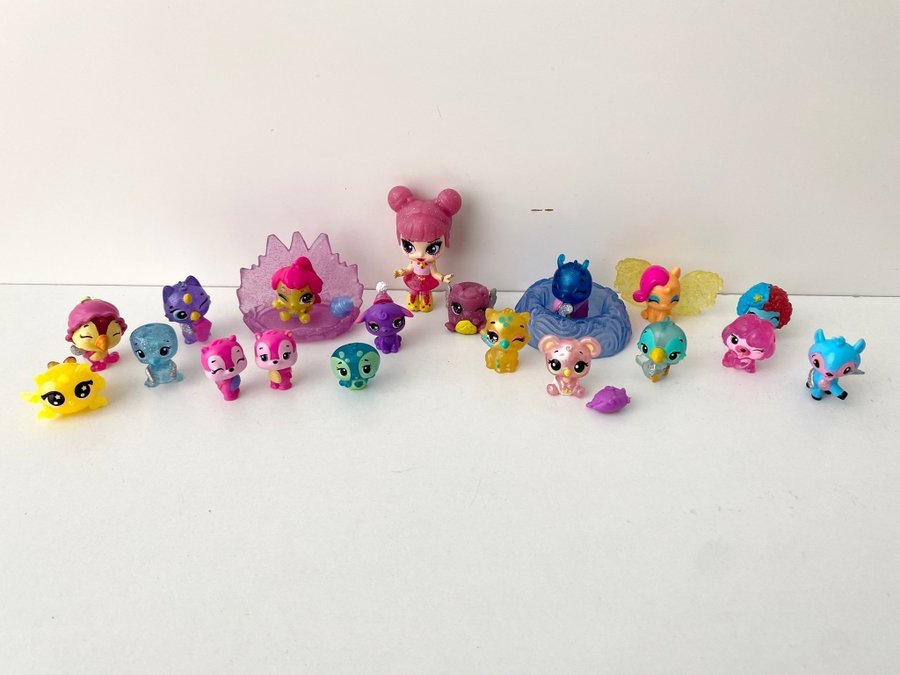 19 Hatchimals figurer mm