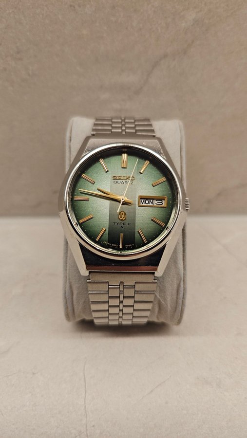 Seiko Type II Quartz - Kvarts Herrur från Juli 1976