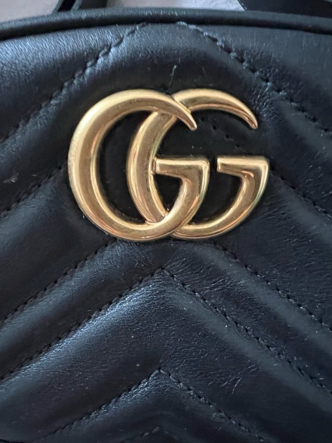 Gucci Marmont Oval black leather Bumbag