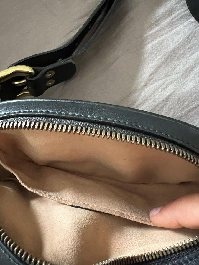 Gucci Marmont Oval black leather Bumbag