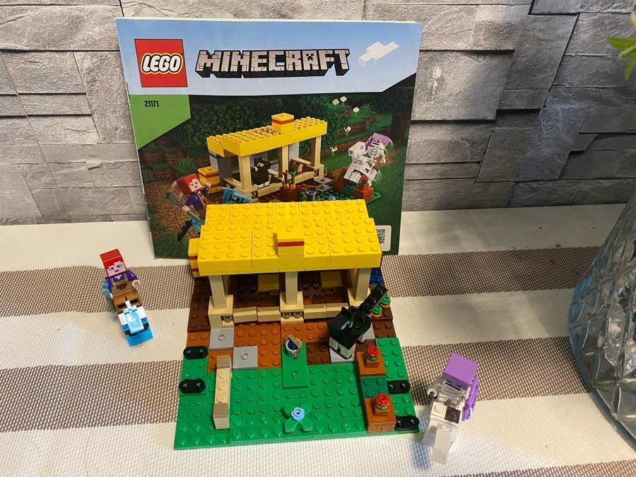 LEGO Minecraft 21171 Häststallet