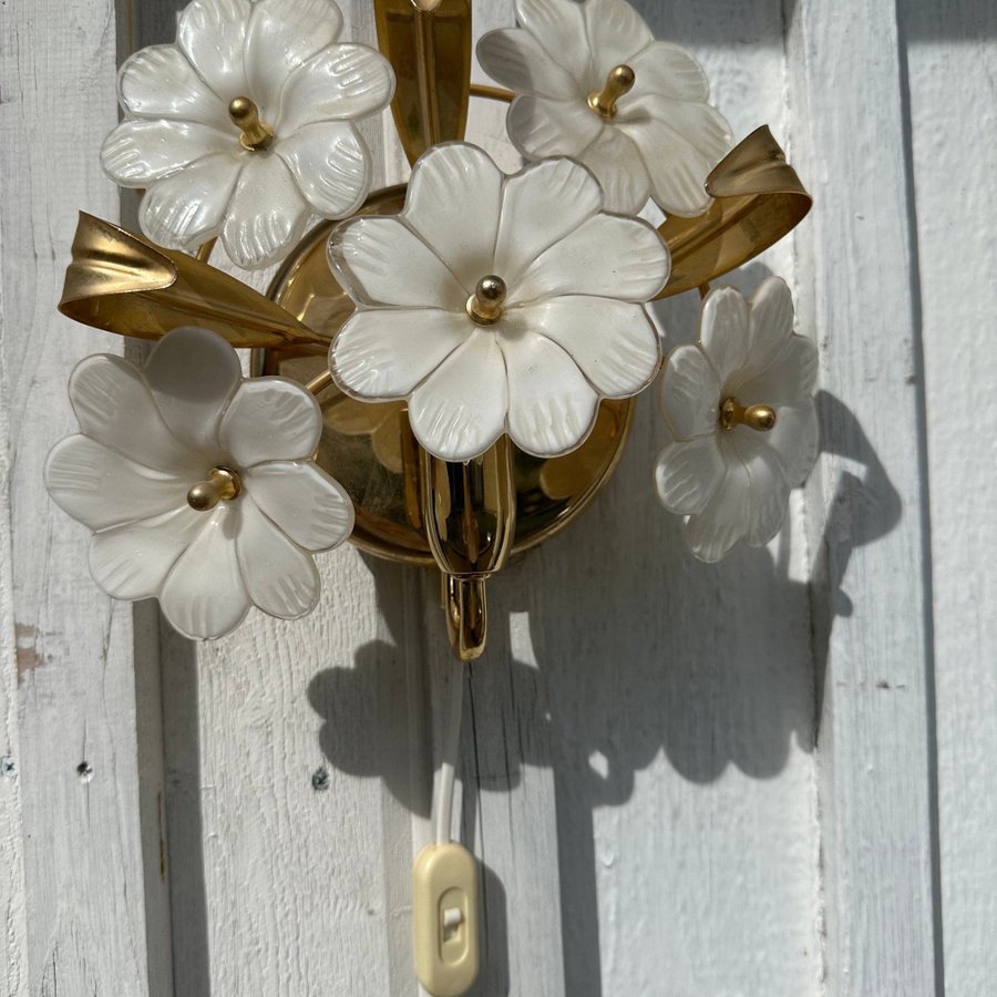 VÄGGLAMPA glas mässing Reijmyre lampa med blommor retro vintage - fint skick