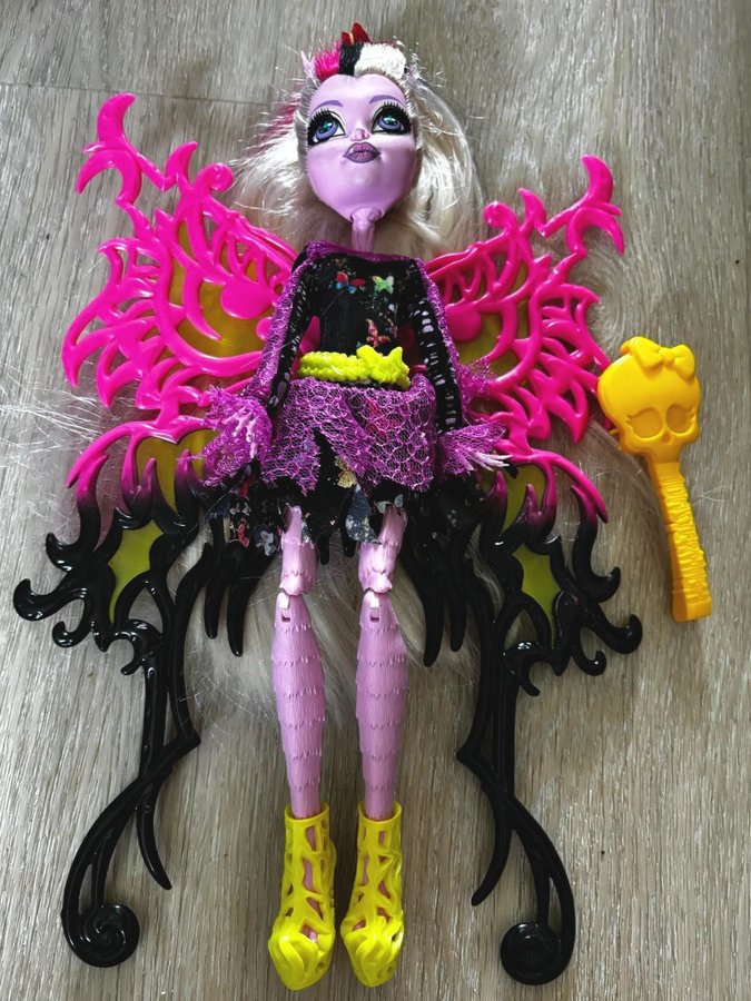 Monster High Bonita femur