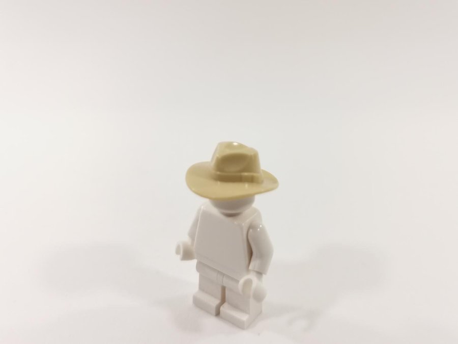 Lego - tillbehör - huvudbonad - cowboy - hatt - part 61506 - ljus biege (tan)