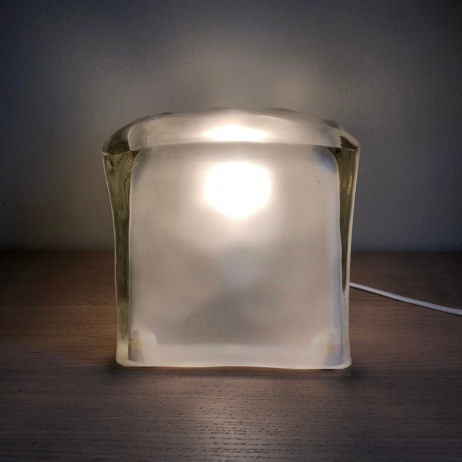 Bordslampa IKEA Iviken iskub isblock ice cube glas glaslampa