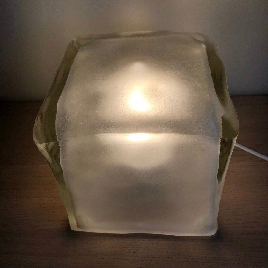 Bordslampa IKEA Iviken iskub isblock ice cube glas glaslampa