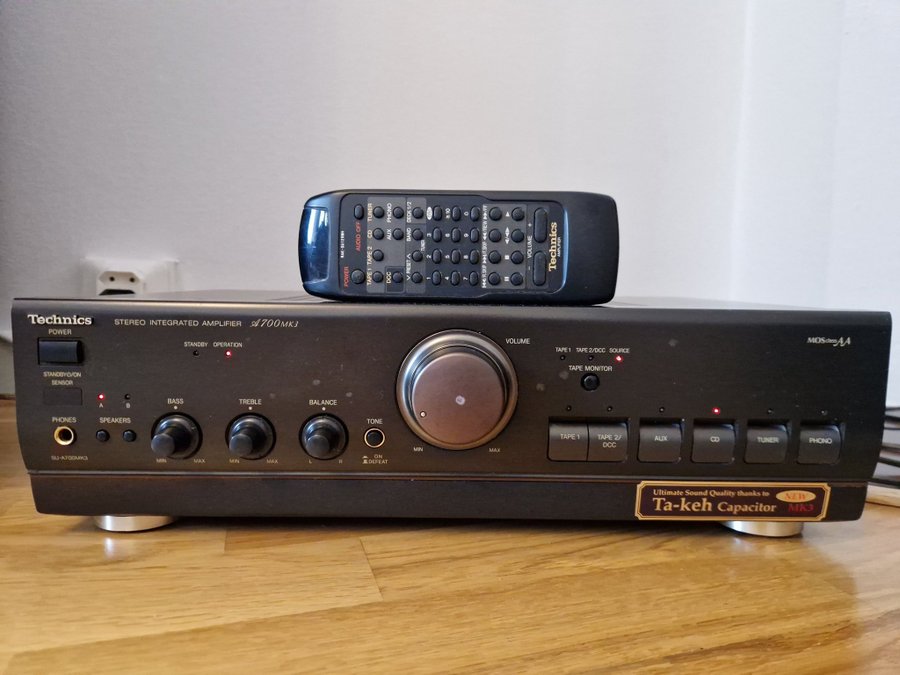 Technics Stereo Integrerad Förstärkare A-700MK3