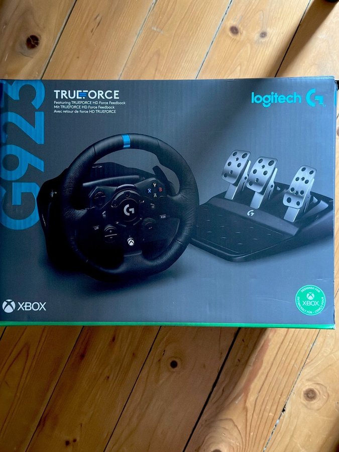 Logitech G923 Racing Wheel