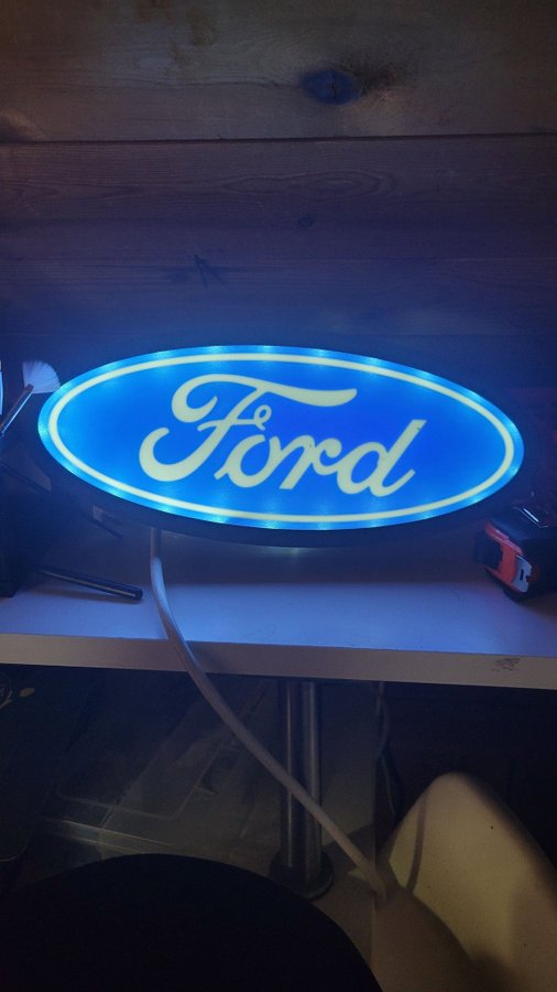 Ford lampa