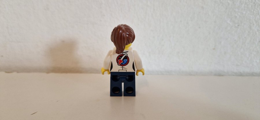 Lego city space scientist