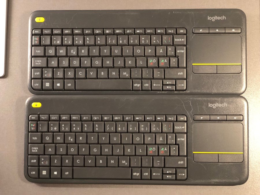 2st Logitech K400+ Tangentbord