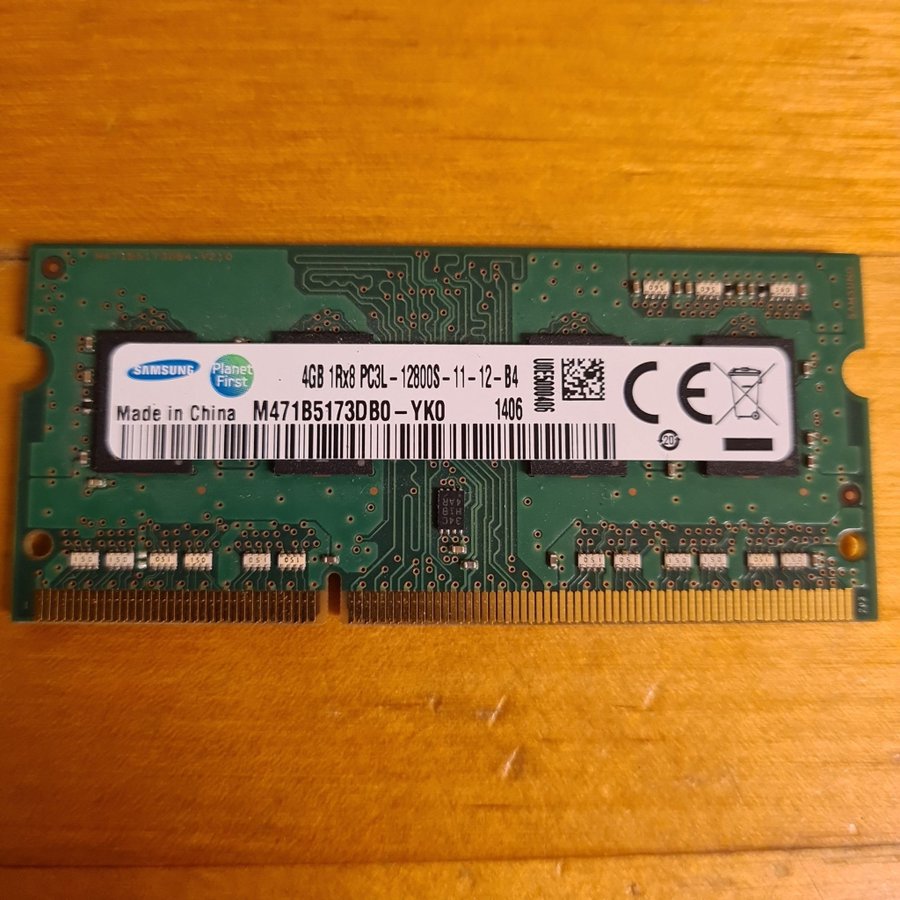 Samsung 4GB 1Rx8 PC3L-12800S-11-12-B4