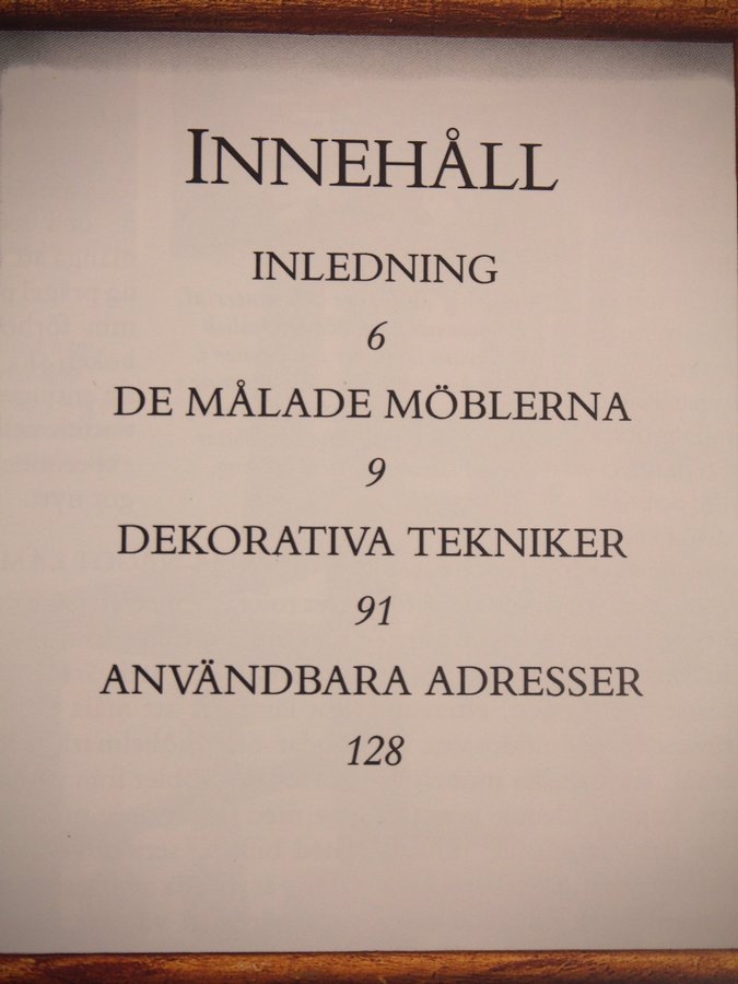 Handbok om Dekorativ Möbelmålning av Annie Sloan, Prisma, 1999