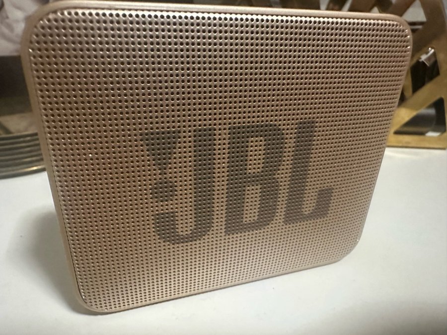 JBL go2 Högtalare + laddsladd