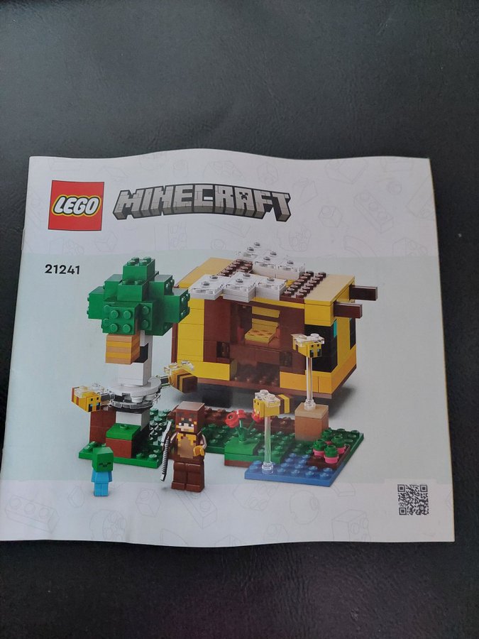 Lego Minecraft 21241