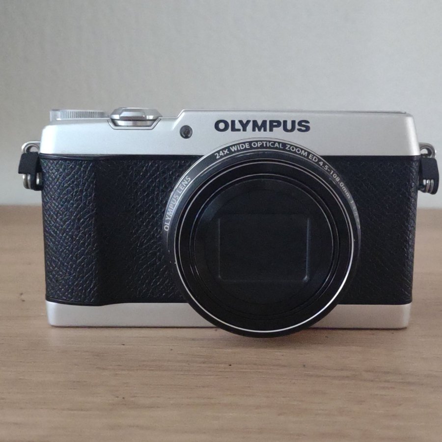 Olympus Stylus SH-2 utan laddare och minneskort