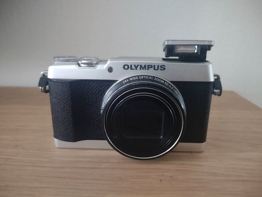 Olympus Stylus SH-2 utan laddare och minneskort