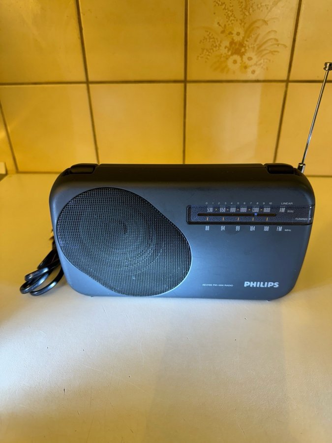 Philips AM/FM Radio