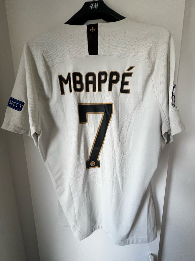 PSG Nike away kit 2018/19 #7 Mbappé size XL (Vaporknit)