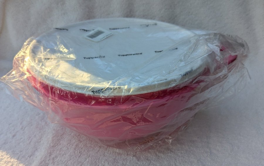 Tupperware VispSkål 1,4l med lock NY