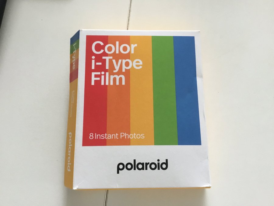 Polaroid color i-type film