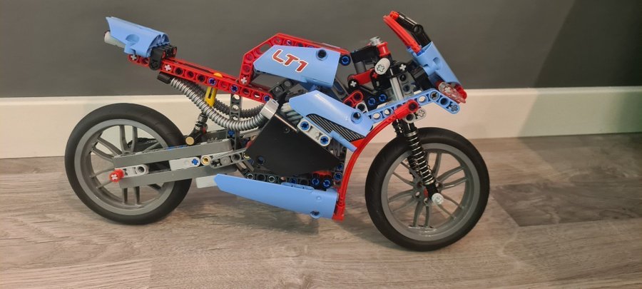 Lego technic 42036 street motorcycle motorcykel