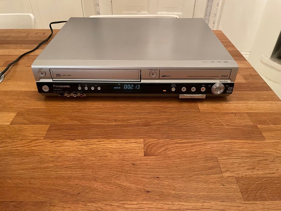 Inspelningsbar dvd/vhs - Panasonic DMR-ES35V