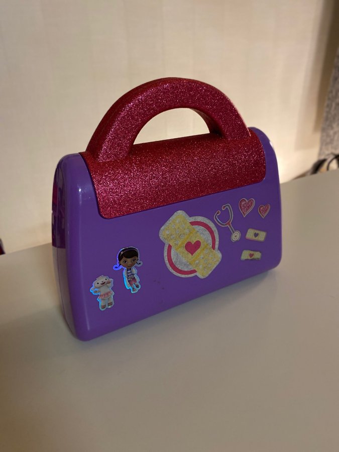 Doktor McStuffins Läkarväska med Tillbehör