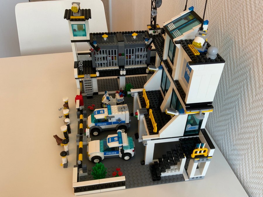 Lego City 7744 Polisstation