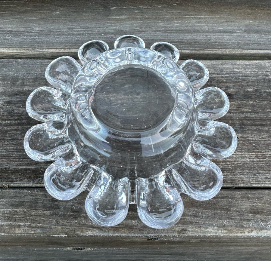 Ljuslykta i glas Krinolin Kosta Boda Göran Wärff design