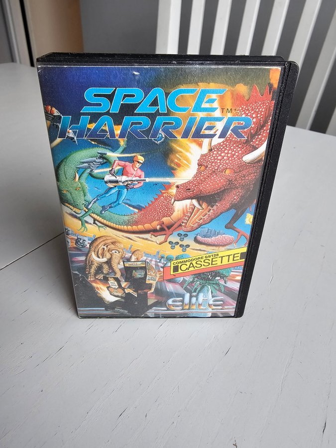 SPACE HARRIER till Commodore 64