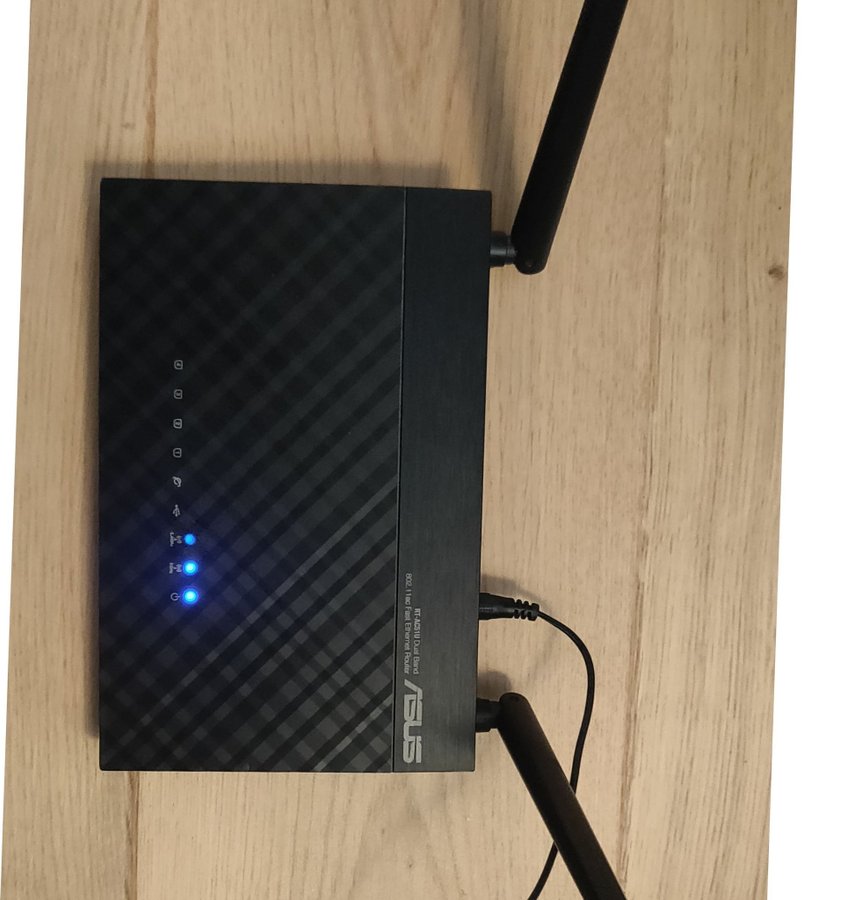 ASUS RT-AC51U Router