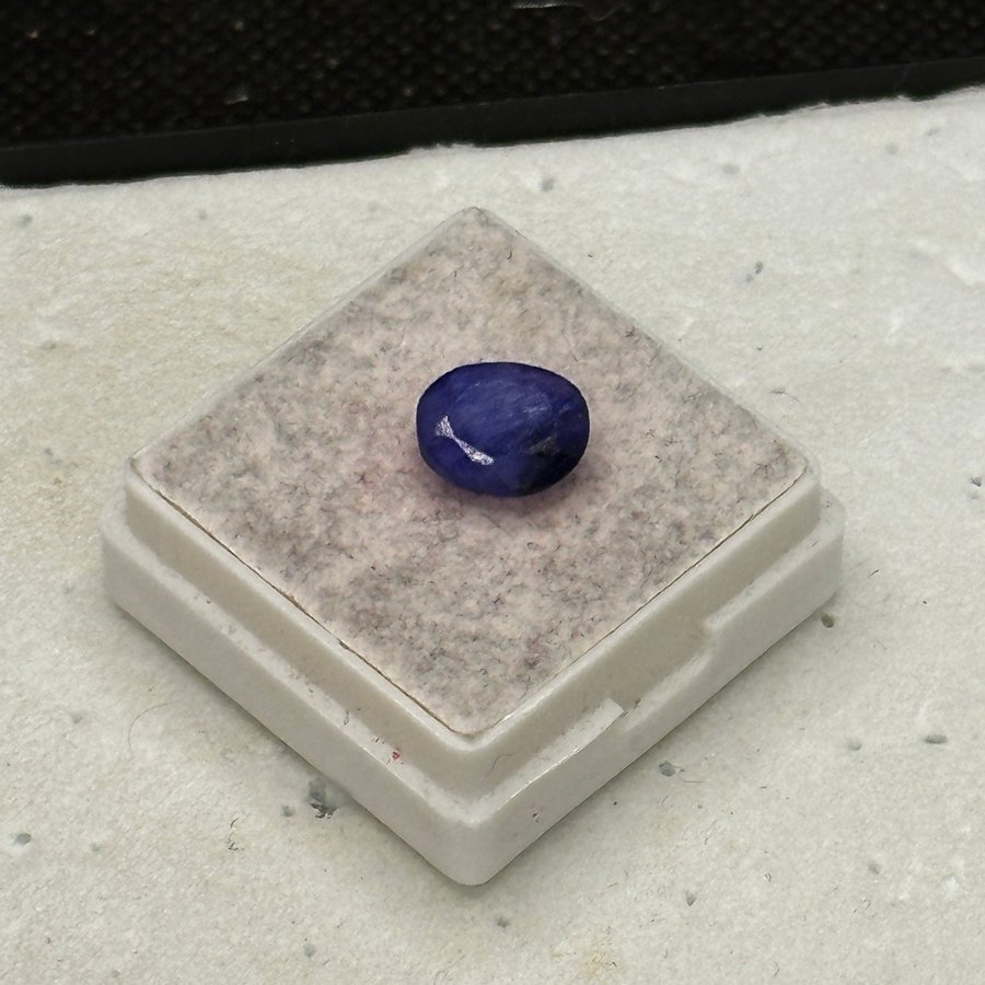 Natural Sapphire 2,40 ct