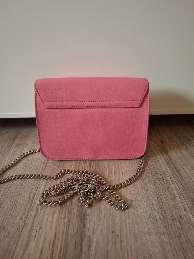 Furla Italy Rosa  vit äkta skinn crossbody väska