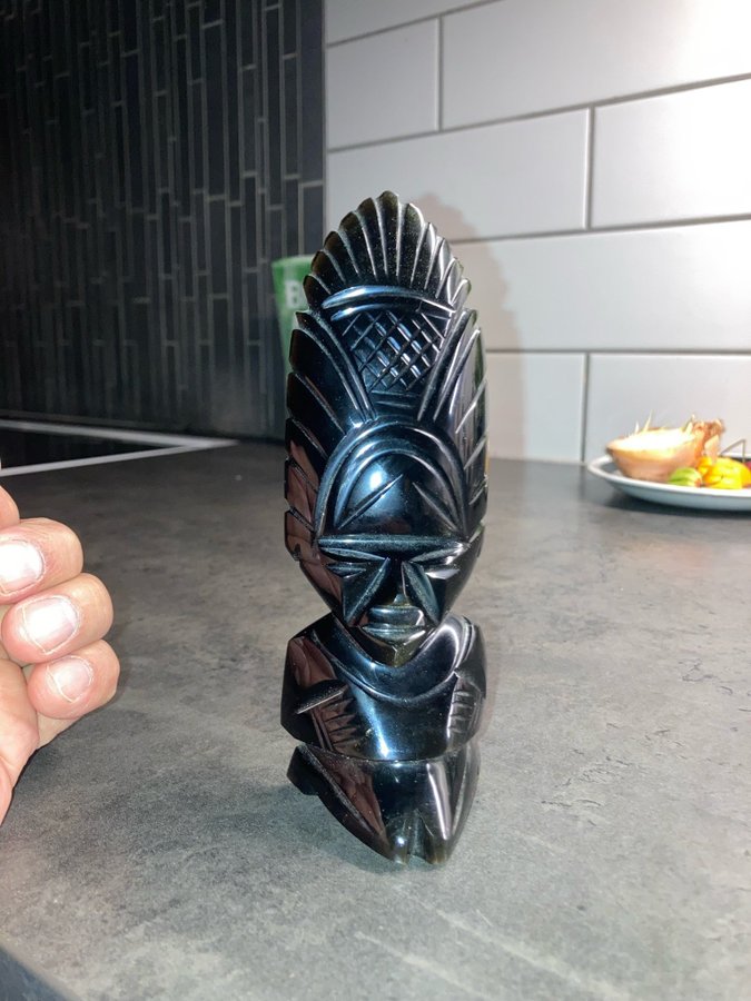 Svart Obsidian sten Maya Aztec Inka figur