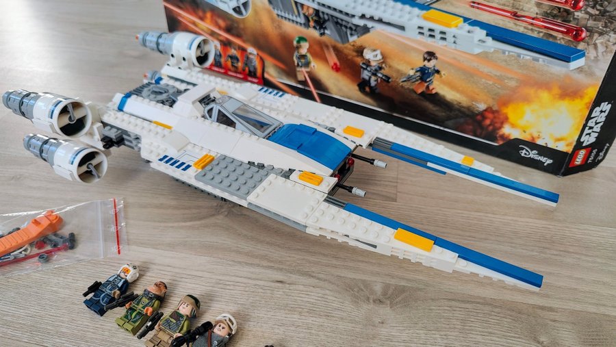 Lego Star Wars 75155 - Rebel U-Wing Fighter