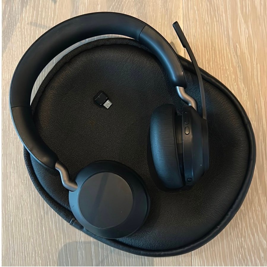 Jabra Evolve2 65