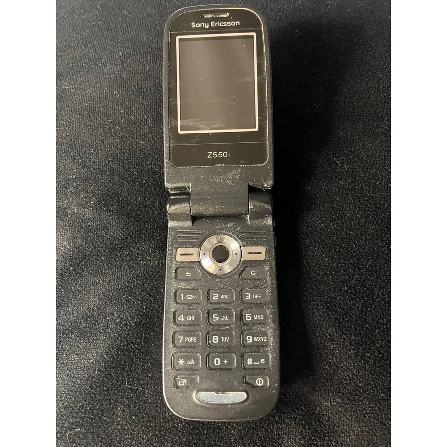 Retro Sony Ericsson mobil Z550i