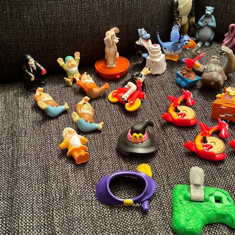 McDonald's Happy Meal Leksaker - Och Andra Figurer - Samling