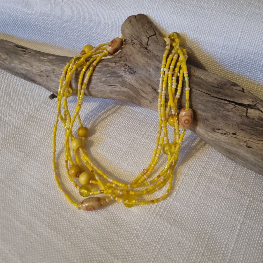 Beaded Yellow Boho Necklace 001