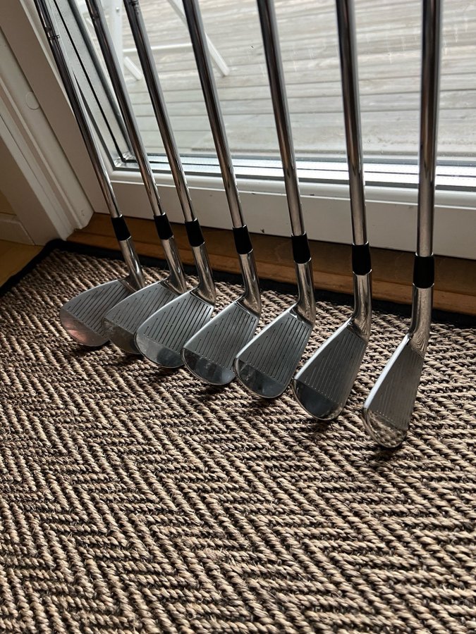 Mizuno MP68 bladset 4-Pw stiff +0,5 tum HÖGER