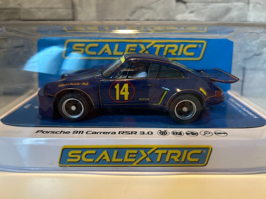 Scalextric C4241 Porsche 911 Carrera RSR 3.0 Trans Am 1974 - Al Holbert