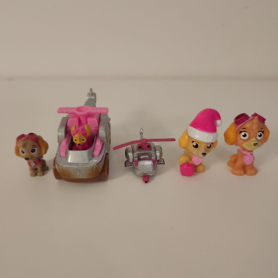 Paw Patrol figurer och fordon.