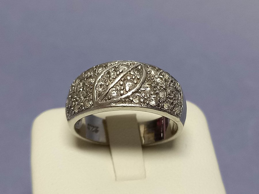 FIN RING silver 925 med strass