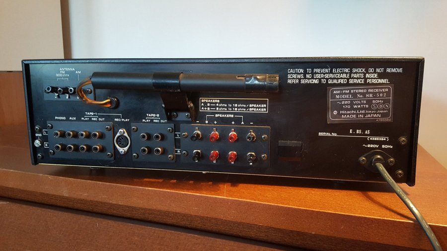 Klassisk Hitachi SR-502 AM-FM Stereo Receiver - retro nostalgi 1978!