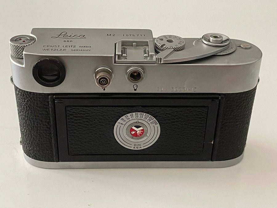 Leica M2